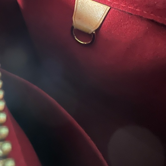 Louis Vuitton handbag - Picture 8 of 15